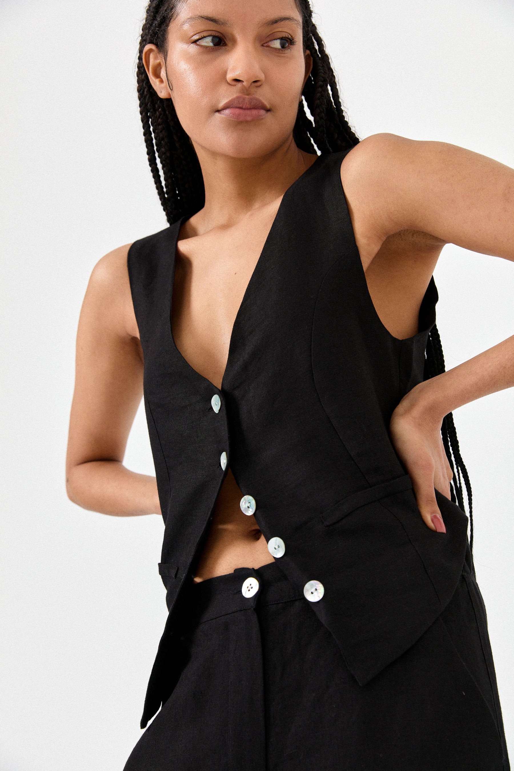 Linen Vest – Slo Collective
